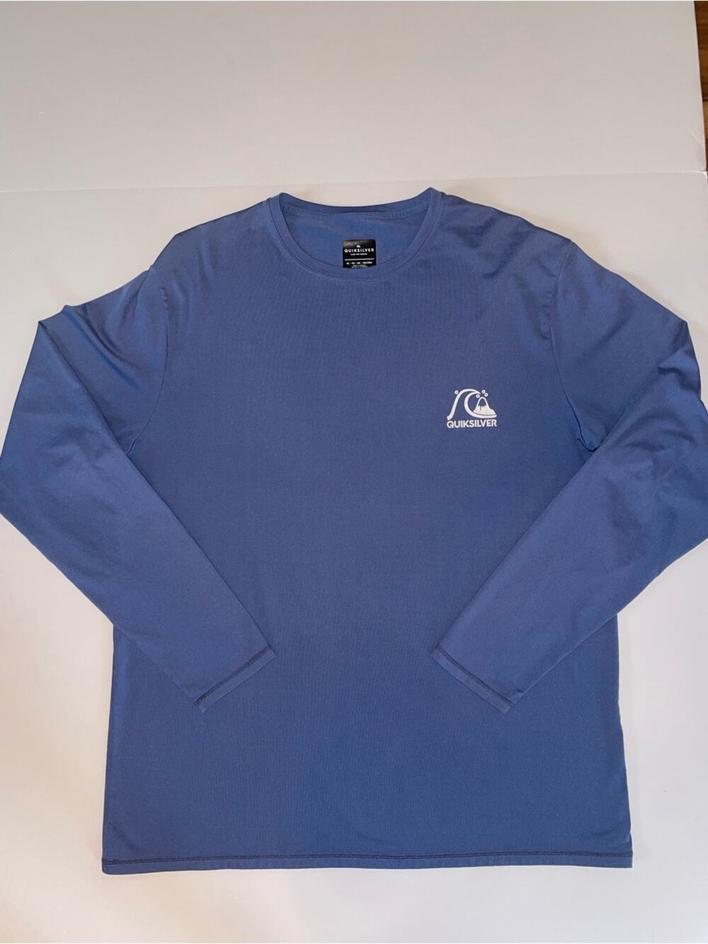Quiksilver Men's XL Long Sleeve Surf Shirt Rash Guard UPF 50 Loose Fit Blue